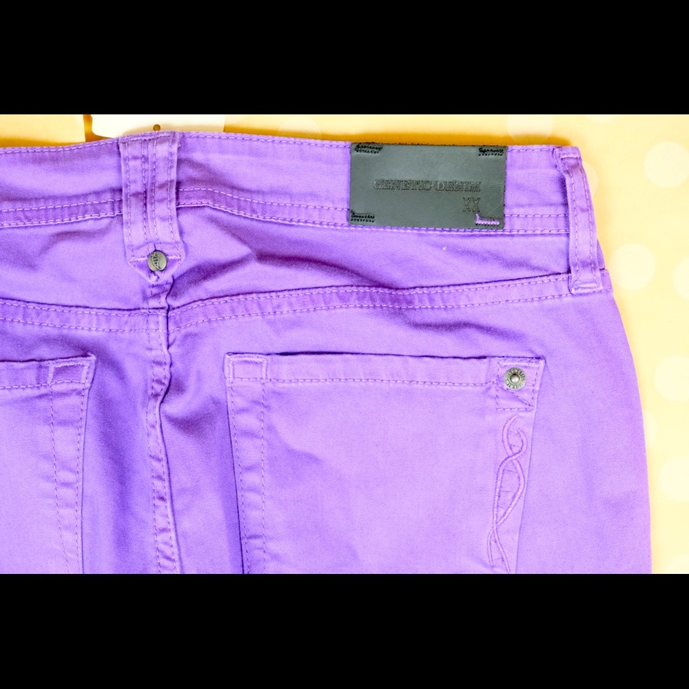 Jean - Picture 5 of 8